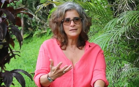 Lúcia Veríssimo durante entrevista à Globo