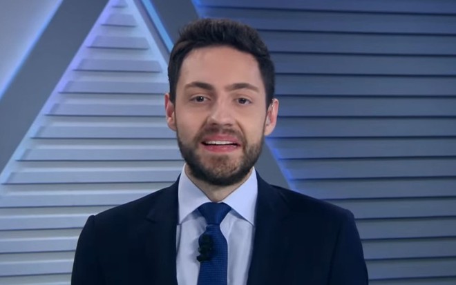 Vitor Brown durante apresentação do programa Os Pingos nos Is
