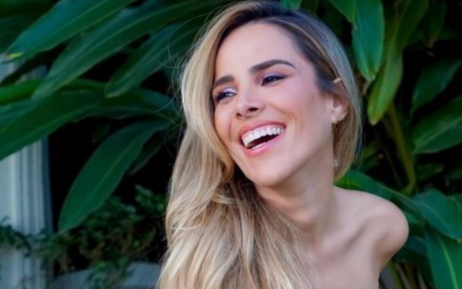 Wanessa Camargo sorrindo em imagem compartilhada na internet