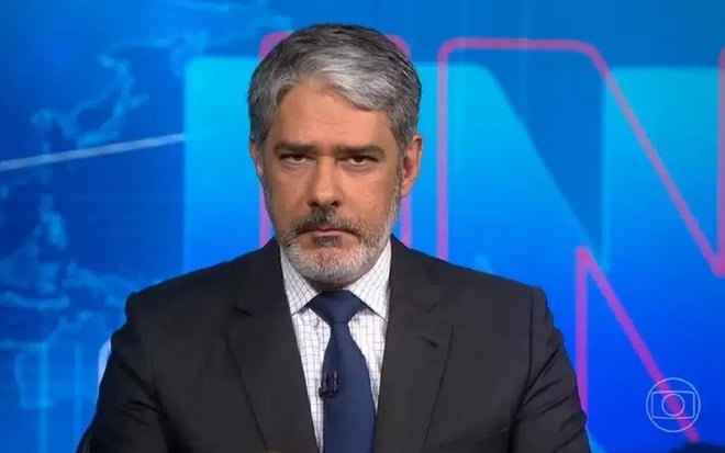 William Bonner nos estúdios do Jornal Nacional