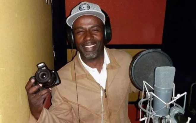 William do Borel em estúdio de música