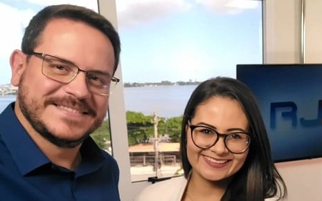 Alexandre Kapiche e Mayara Rodrigues nos bastidores da InterTV, afiliada da Globo