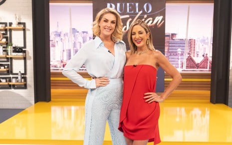 As apresentadoras Ana Hickmann e Ticiane Pinheiro no quadro Duelo Fashion