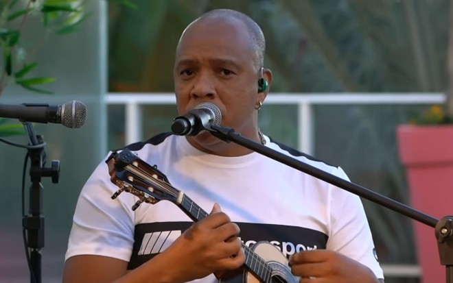 Anderson Leonardo em apresentação musical