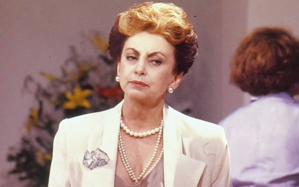 Beatriz Segall (1926-2018) em cena como Odete Roitman na novela Vale Tudo