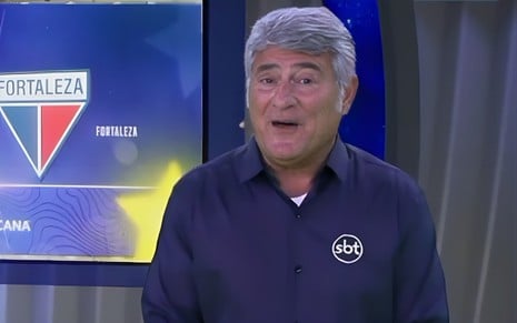 Cléber Machado na transmissão de Corinthians x Fortaleza pela Copa Sul-Americana no SBT
