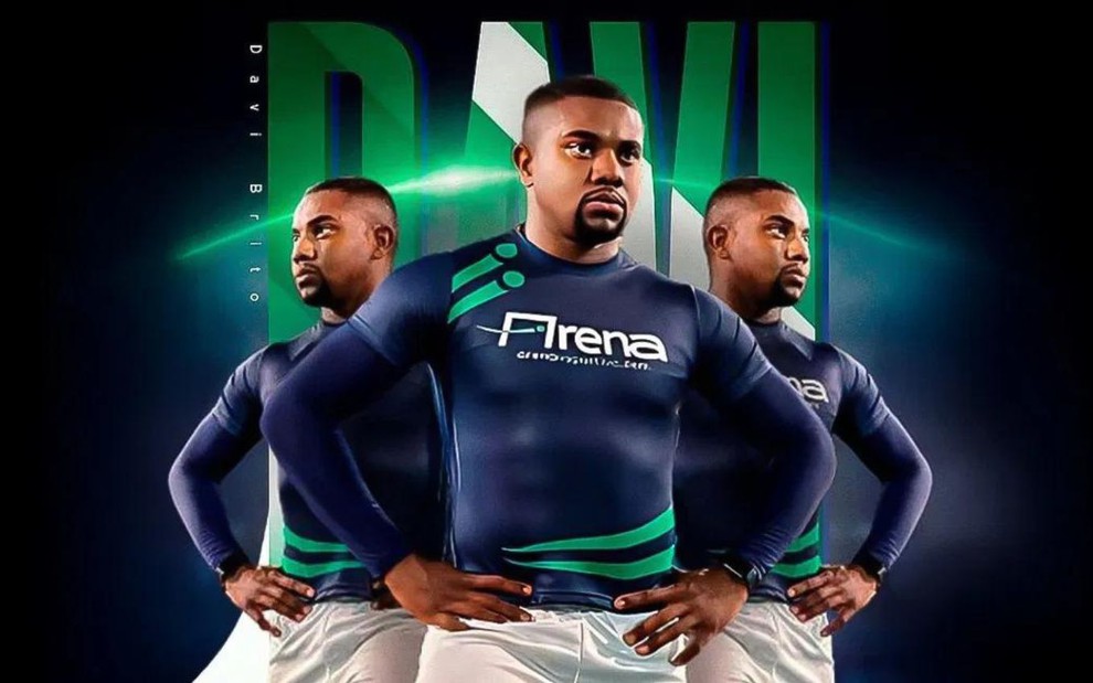 Davi Brito aparece com perfil triplicado em imagem de divulgação da Arena Esportiva