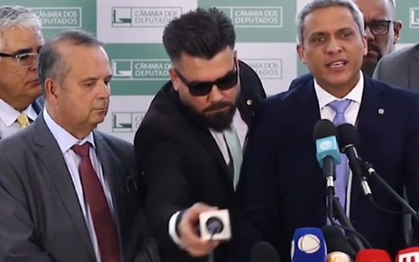 Da esquerda para a direita, Rogério Marinho, Delegado Caveira e Gustavo Gayer