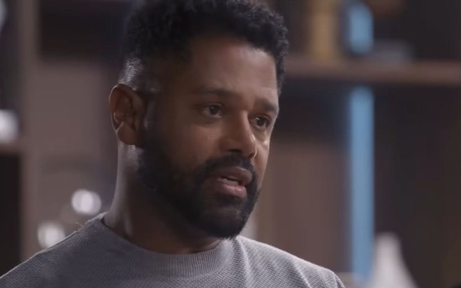Bernardo (Fábio Ventura) na novela A Infância de Romeu e Julieta