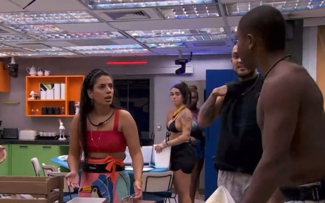 Fernanda Bande se choca com atitude de Davi Brito no BBB 24