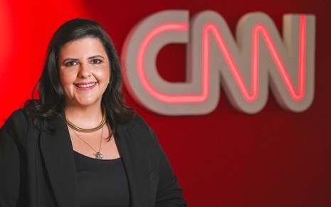 Fernanda Magnotta em foto de divulgação para a CNN Brasil