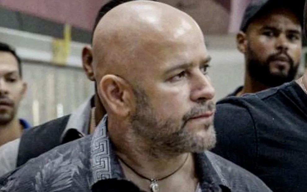 O ator Murilo Benício caracterizado como Jayme em cena de Justiça 2