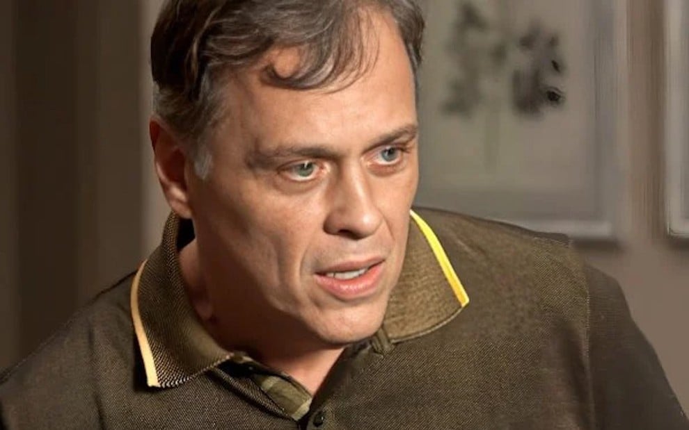 O ator Guilherme Fontes está em cena como Humberto na novela Renascer, da Globo