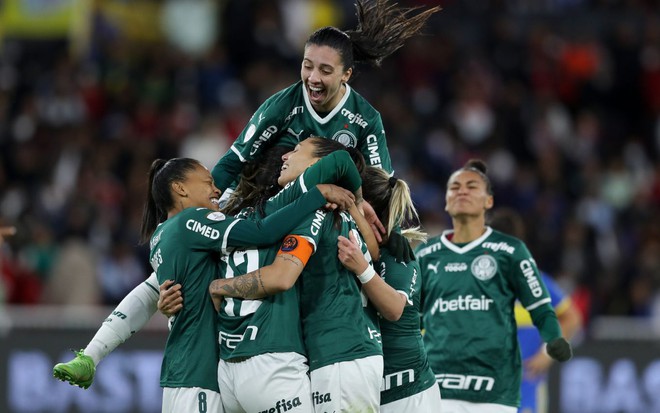 Jogadoras do Palmeiras comemoram título da Conmebol Libertadores 2022