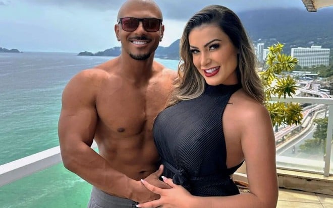 Lucas Ferraz e Andressa Urach em foto do Instagram