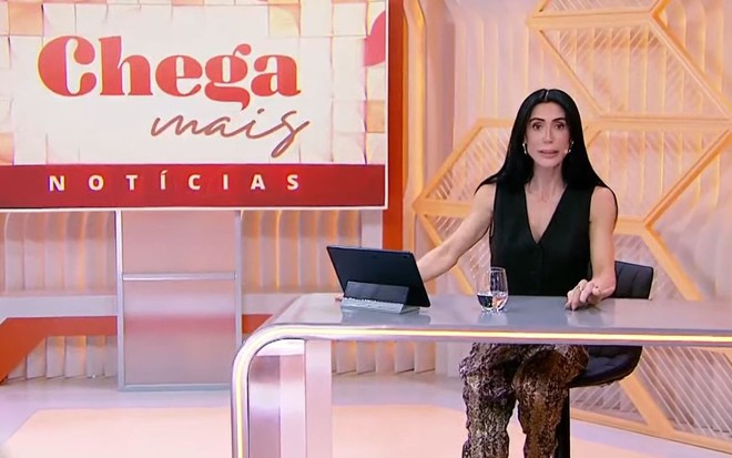 Michelle Barros na bancada do Chega Mais Notícias