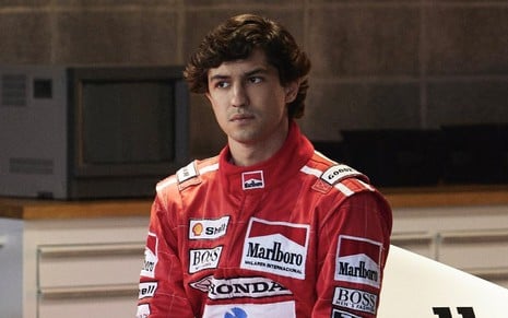 Gabriel Leone na série Senna