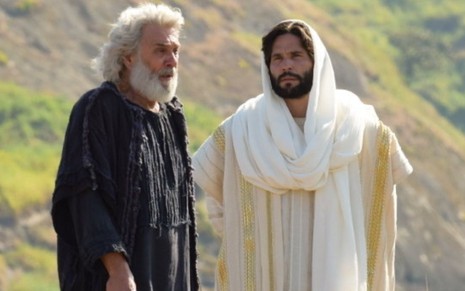 Zécarlos Machado e Dudu Azevedo em cena da novela Jesus