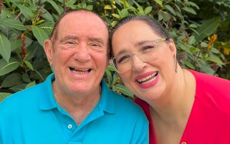 Renato Aragão e Lilian sorriem em vídeo postado no Instagram