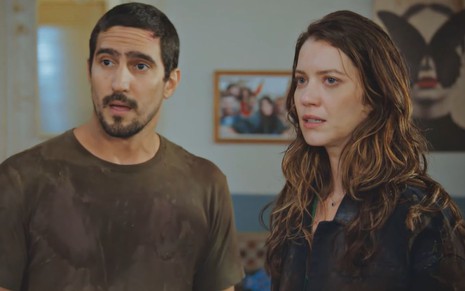 Tom (Renato Góes) e Vênus (Nathalia Dill) em cena da novela Família é Tudo