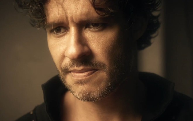 Nando Rodrigues em cena da novela Reis