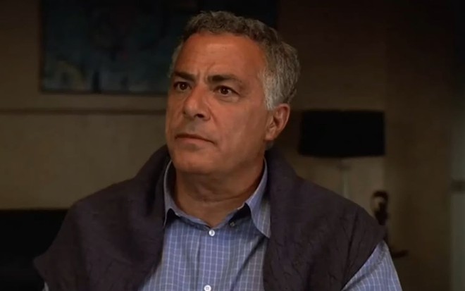 Richard Romanus como Richard La Penna, na série Família Soprano