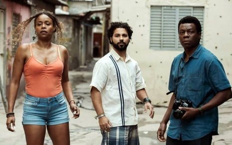 Roberta Rodrigues, Edson Oliveira e Alexandre Rodrigues em Cidade de Deus: A Luta Não Para