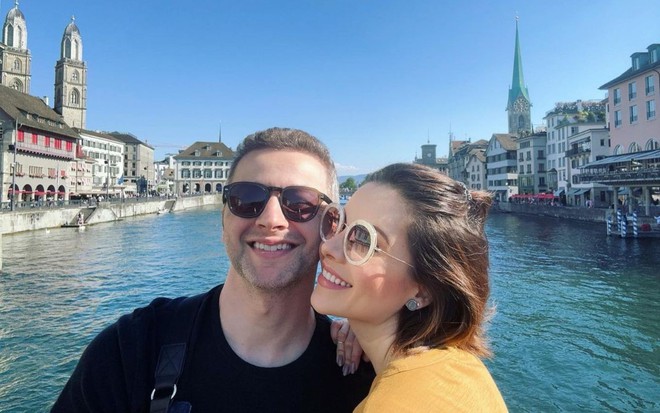 Lucas Lima, à esquerda, e Sandy Leah, à direita