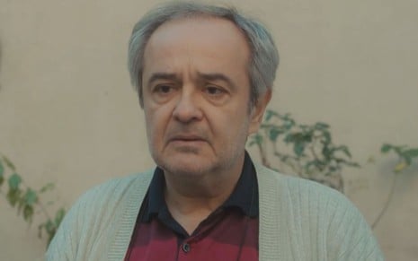 Enver (Şerif Erol) em cena da novela Força de Mulher