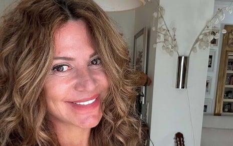 Silvia Rizzo sorrindo em selfie publicada no Instagram
