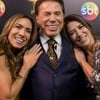 Silvio Santos com as filhas Patricia e Rebeca Abravanel