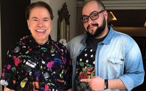 O apresentador Silvio Santos com o neto, o ator Tiago Abravanel, em registro nas redes sociais