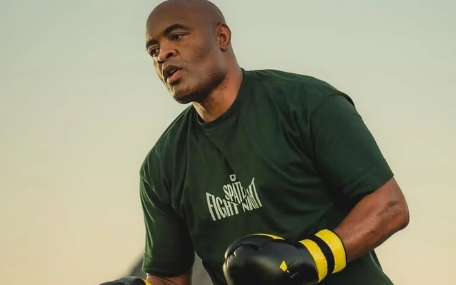 Anderson Silva treina boxe