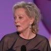 Jean Smart tem expressão de choque durante o Emmy 2024