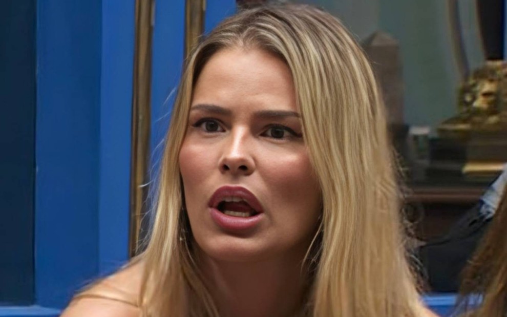 Yasmin Brunet no BBB 24, com expressão assustada