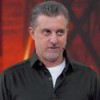 Foto de Luciano Huck durante o Domingão