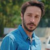 Emre (Ahmet Rıfat Şungar) em cena da novela Força de Mulher
