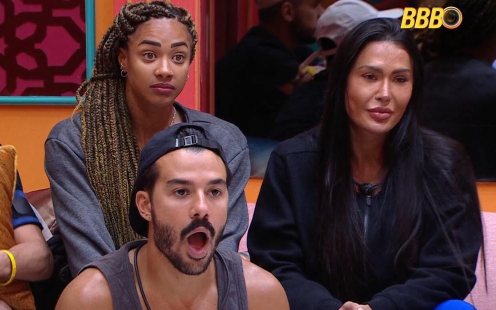 Foto mostra Aline Patriarca, Mateus Pires e Gracyanne Barbosa no BBB 25