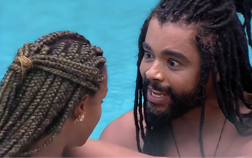 Aline Patriarca e Diogo Almeida discutem na piscina, no BBB 25