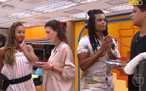 Foto mostra participantes do BBB 25