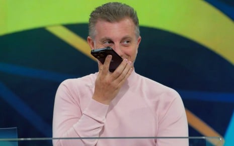 Foto de Luciano Huck no Domingão