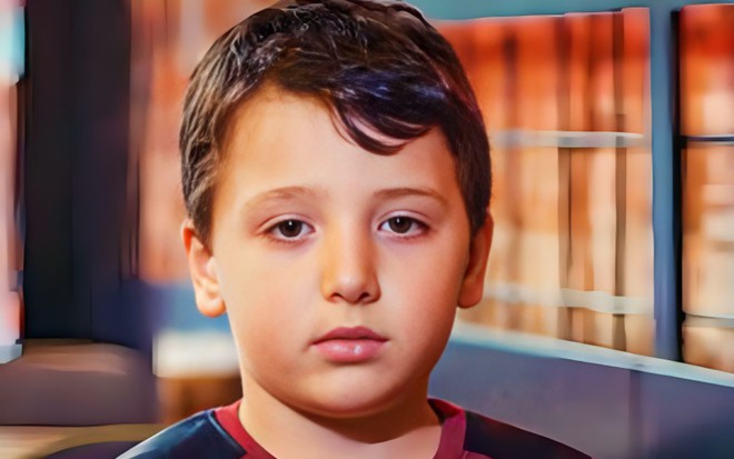 Arda (Kerem Yozgatli) em Força de Mulher