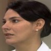Cibele Larrama como a babá Maria no remake de A Viagem