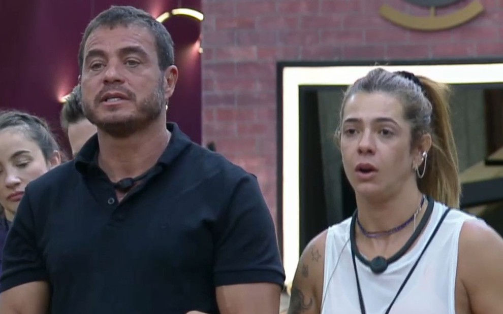Foto de Dhomini e Adriana no Power Couple