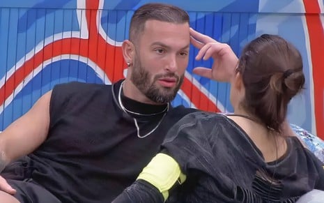 Diego e Daniele Hypolito conversam no BBB 25