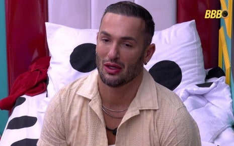 Diego Hypolito desabafa no quarto do BBB 25