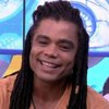 Diogo Almeida sorridente no confessionário do BBB 25