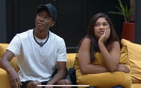 Foto mostra Everton Neguinho e Emilyn no Power Couple Brasil