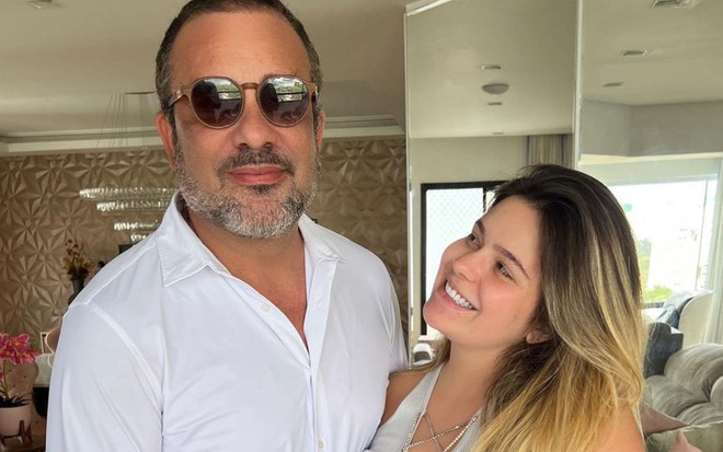 Foto mostra Fabiano Moraes ao lado da filha, Viih Tube