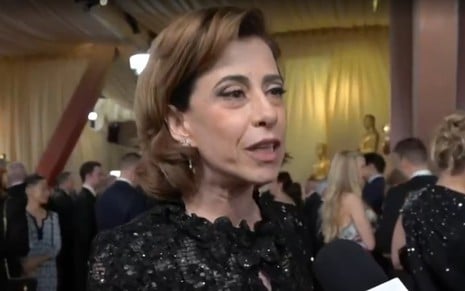 Fernanda Torres no tapete vermelho do Oscar 2025